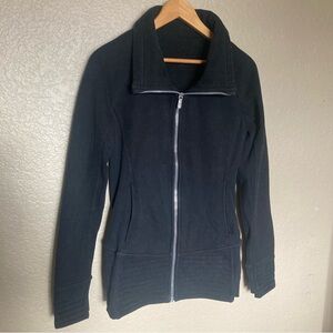 Lululemon Classic casual women’s size XS black full zip Athleisure Thumbholes